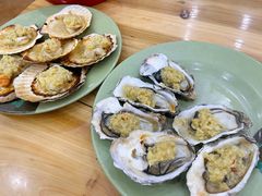 炭烧蒜蓉生蚝-贞姨美食·老字号海鲜大排档