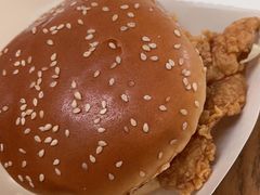 香辣鸡腿堡-肯德基(机场三店)