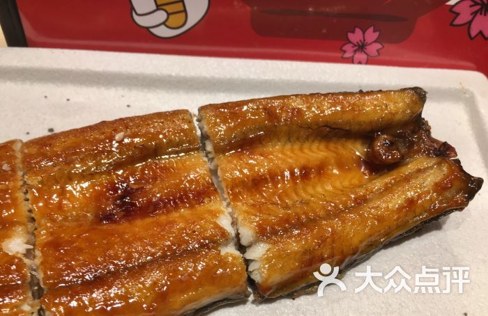 大满贯原条鳗鱼丼