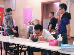 -小龙大肉面馆