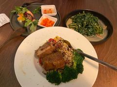 -来龙里 精致 东南亚餐室(万象城店)