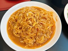 酸菜炒粉-红东阁东北菜烤肉酒馆(CROSS万象汇店)