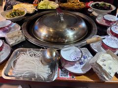 -刘淑芬·活鱼铁锅炖(北京首店)