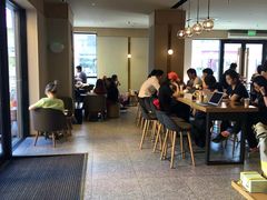 大堂-星巴克臻选(金桥国际店)