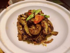 梅香肉汁手撕茄子-新白鹿餐厅(松江开元地中海店)
