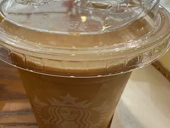 -星巴克(杭州西湖银泰1F店)