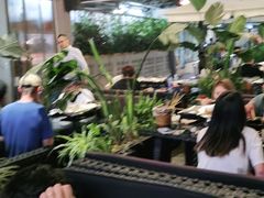 -何师烧烤·香辣蟹·川菜·30年老品牌(太古里旗舰店)