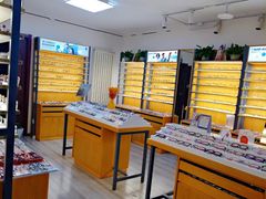 -优医视平价眼镜超市蔡司依视路折扣(小马厂店)