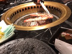 -山川小町·极番烧肉(新地假日广场店)