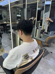 -藤野造型烫发染发