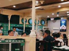大堂-老爆肚满五香烧牛羊肉