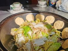 -粘豆包柴火铁锅炖