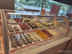 -罗红摄影艺术馆