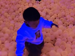 -爱蹦iBOON蹦床运动馆(江汉店)