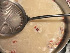 -尚尚仙·酸汤猪手·猪肚鸡火锅(华联万柳购物中心店)