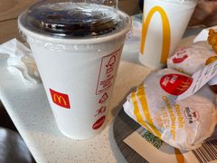 -麦当劳(百荣世贸商城店)