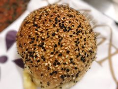 芝麻芝士包-老佛爷饼店