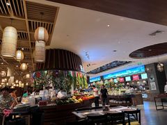 -齐河孔雀王温泉酒店·金孔雀自助百汇