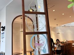 -有猫主题·治愈系猫咖(曾厝垵店)