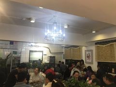 大堂-八两八金·莱芜特色炒鸡(市南漳浦路店)