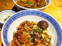 -沪西老弄堂面馆(定西路店)