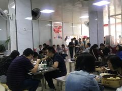 大堂-汪家馄饨(集庆路店)