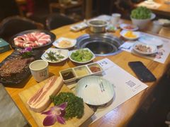 -唯成•韩国炭火烤肉 유성고기