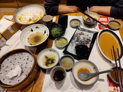 -馋三尺蟹粉小笼(人民广场店)