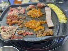 -阿亲家·韩式无限烤肉(不夜城店)