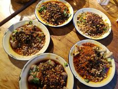 -拈签一笑黄牛肉辣卤串串