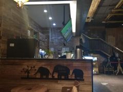 大堂-雨舍咖啡(汉神购物广场咖啡街区店)