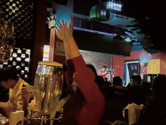 -Helens海伦司小酒馆(上海疁城新天地店)