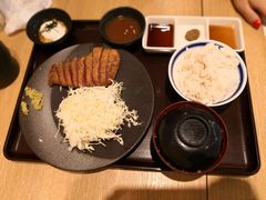 -牛カツ京都勝牛(河原町蛸薬師店)