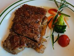 澳洲谷饲西冷牛排-圣彼得堡观江俄餐厅(中央大街黑金冠店)