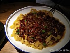 鸽捞面-葡萄集|滋味新疆菜·精酿酒馆(瑞豪酒店)