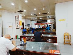 -牛一嘴·兰州牛肉面·大盘鸡(财富中心店)