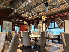 -铜锣湾·有麝自然香(重庆新天地店)