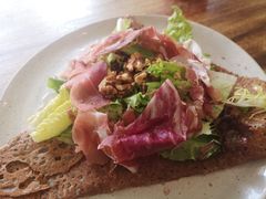 Nantaise山羊奶酪焦糖苹果荞麦饼-RAC BAR(安福路店)