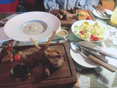 -动动咖啡清真西餐厅