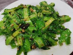-岛中岛·海鲜大排档·万宁老字号(东澳店)