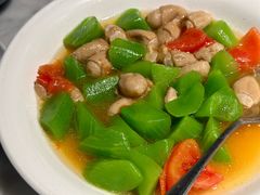 竹荪蛋烧青笋-懒人盐府人家(航天桥店)