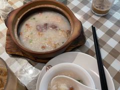 -新大咀港式茶餐厅(宝山万达店)
