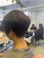 -镁连社·美联社