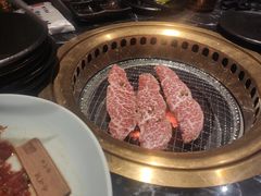 -山川小町·极番烧肉(新地假日广场店)