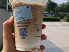 生椰拿铁-瑞幸咖啡(南丰汇商场店)