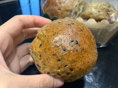 黑芝麻餐包-派斯俊·本味(解放南路店)