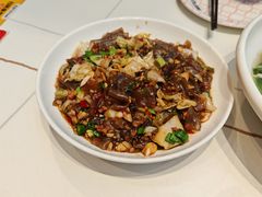 -阿瓦山寨·湘菜现炒·剁椒鱼头王(咸阳总店)