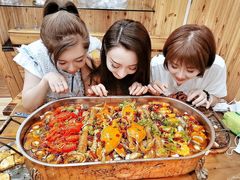 -老东镇啤酒屋海鲜加工·蒸汽海鲜·海鲜烧烤(台东店)