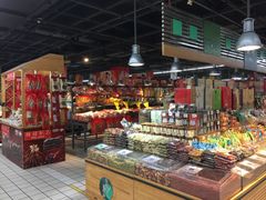 -家乐福(古北店)
