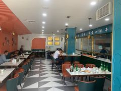 大堂-袁老八臊子面烧烤